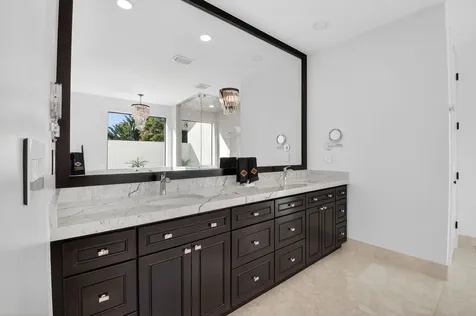 10236 La Reina Road Delray Beach FL 33446