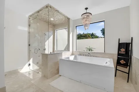 10236 La Reina Road Delray Beach FL 33446