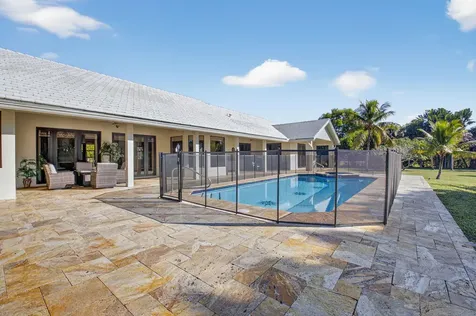 10236 La Reina Road Delray Beach FL 33446