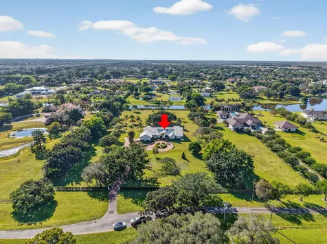 10236 La Reina Road Delray Beach FL 33446