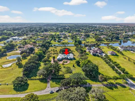 10236 La Reina Road Delray Beach FL 33446