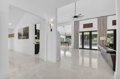 10236 La Reina Road Delray Beach FL 33446
