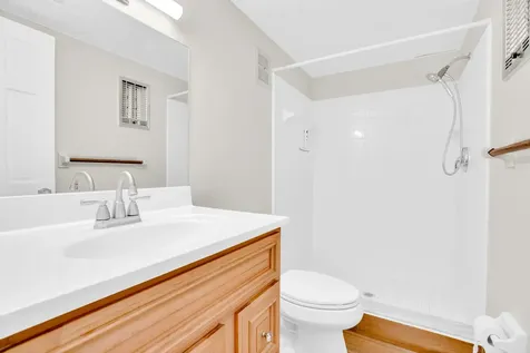 2333 Indian River Boulevard Vero Beach FL 32960