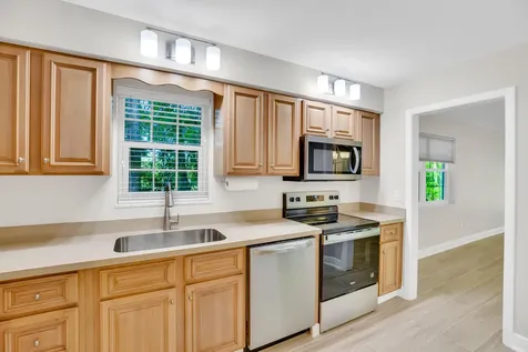2333 Indian River Boulevard Vero Beach FL 32960