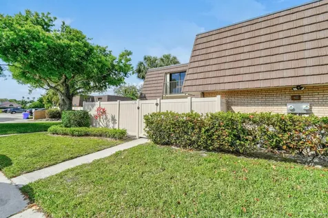 7728 77th Way West Palm Beach FL 33407