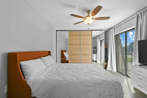 7728 77th Way West Palm Beach FL 33407