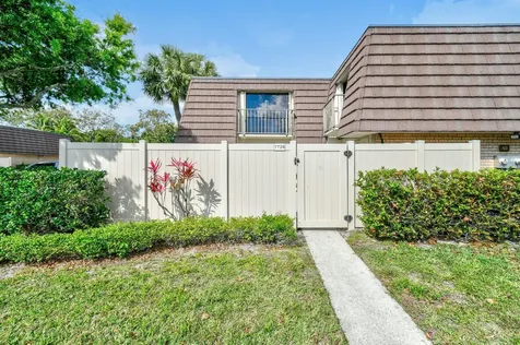 7728 77th Way West Palm Beach FL 33407