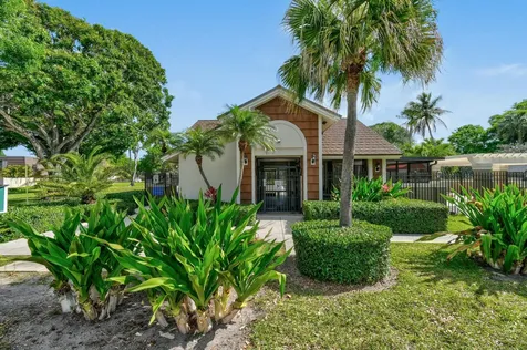 7728 77th Way West Palm Beach FL 33407