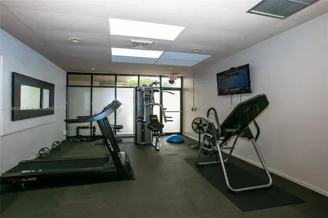 2400 Presidential Way West Palm Beach FL 33401