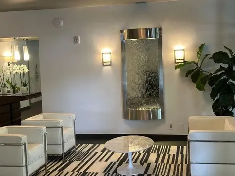 2400 Presidential Way West Palm Beach FL 33401