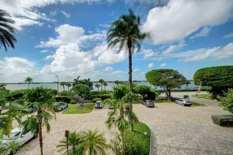 3250 S Ocean Boulevard Palm Beach FL 33480