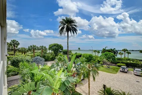 3250 S Ocean Boulevard Palm Beach FL 33480