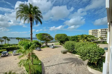 3250 S Ocean Boulevard Palm Beach FL 33480
