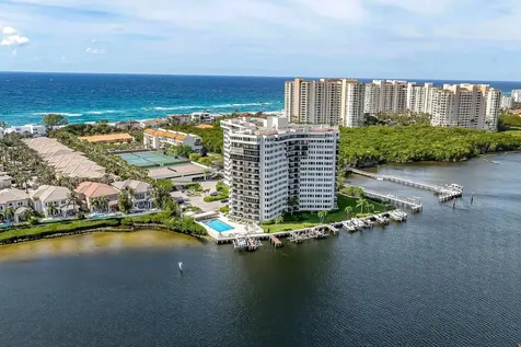 3912 S Ocean Boulevard Highland Beach FL 33487