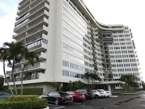 3912 S Ocean Boulevard Highland Beach FL 33487