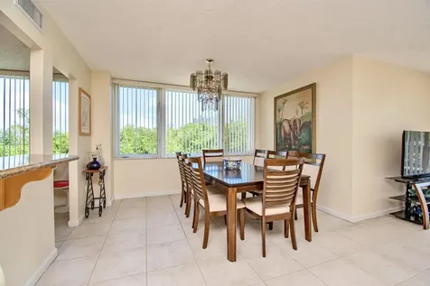 3912 S Ocean Boulevard Highland Beach FL 33487