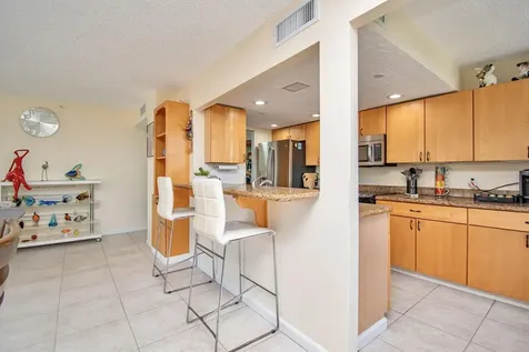 3912 S Ocean Boulevard Highland Beach FL 33487