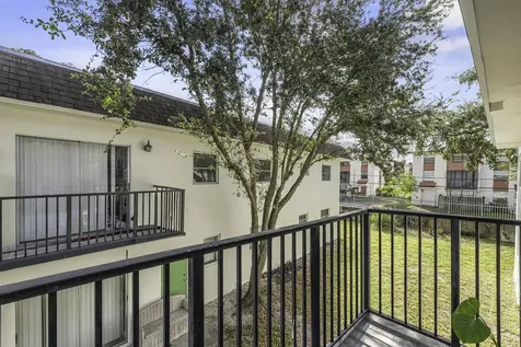 5400 Nw 18th Street Lauderhill FL 33313