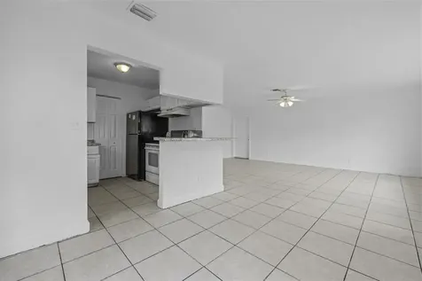 5400 Nw 18th Street Lauderhill FL 33313