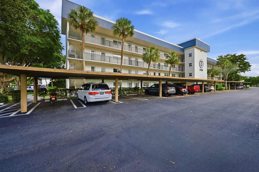 3401 Spanish Trail Delray Beach FL 33483