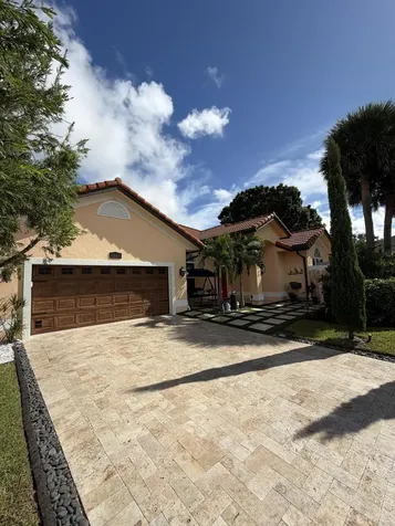 9050 Cypress Hollow Drive Palm Beach Gardens FL 33418