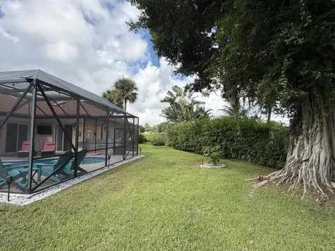 9050 Cypress Hollow Drive Palm Beach Gardens FL 33418