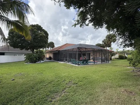 9050 Cypress Hollow Drive Palm Beach Gardens FL 33418