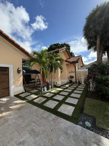 9050 Cypress Hollow Drive Palm Beach Gardens FL 33418