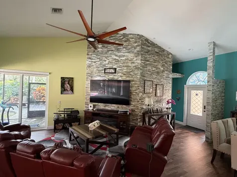 9050 Cypress Hollow Drive Palm Beach Gardens FL 33418