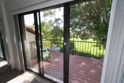 454 Ashwood Place Boca Raton FL 33431