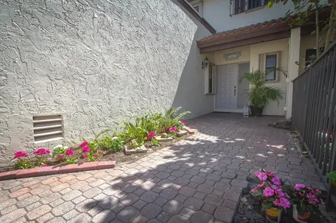 454 Ashwood Place Boca Raton FL 33431