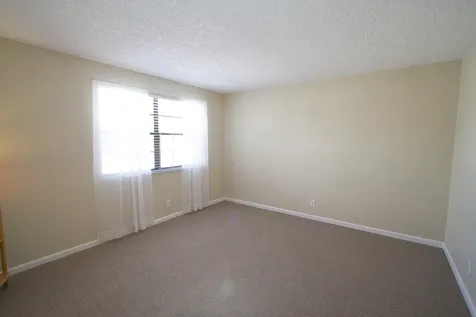 454 Ashwood Place Boca Raton FL 33431