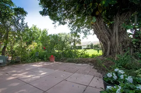 454 Ashwood Place Boca Raton FL 33431