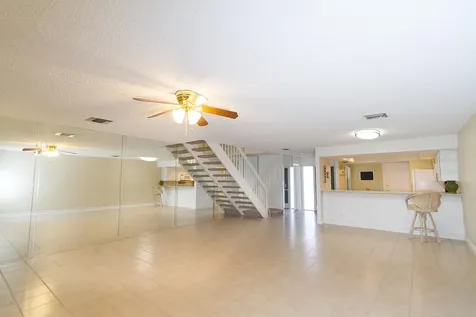 454 Ashwood Place Boca Raton FL 33431