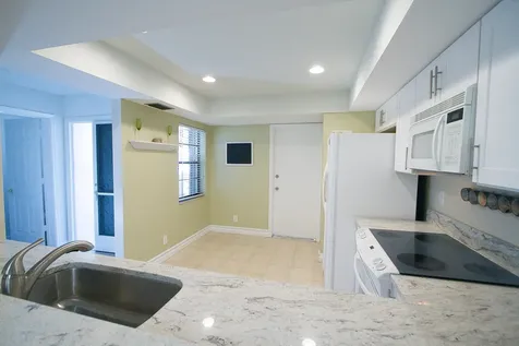 454 Ashwood Place Boca Raton FL 33431