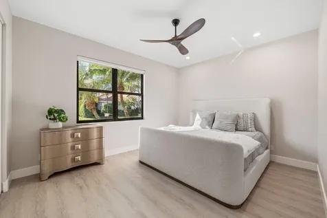 246 Sedona Way Palm Beach Gardens FL 33418