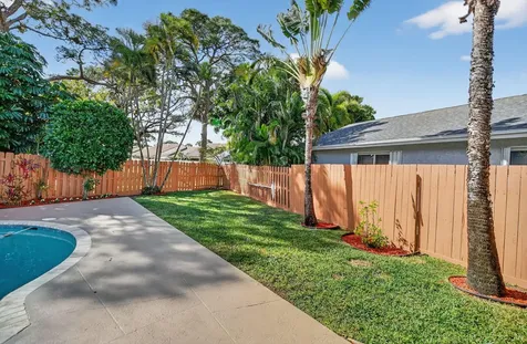 6801 Hollandaire Drive Boca Raton FL 33433