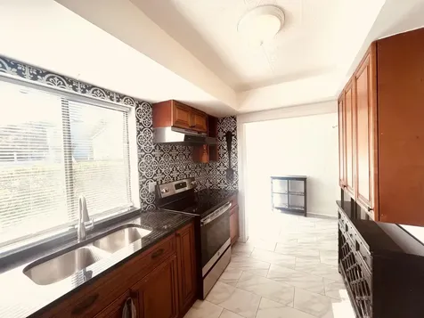 241 Nw 15th Street Boca Raton FL 33432