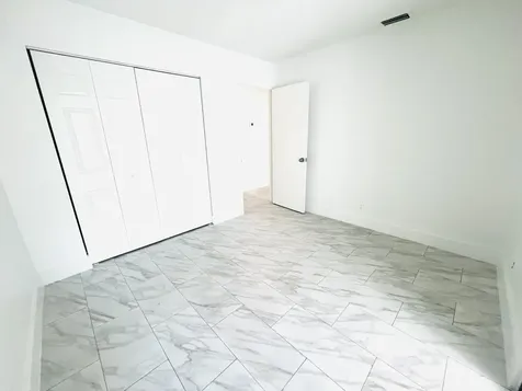 241 Nw 15th Street Boca Raton FL 33432