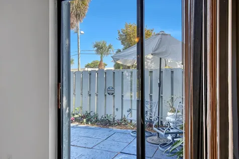 241 Nw 15th Street Boca Raton FL 33432