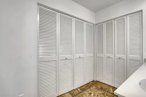 241 Nw 15th Street Boca Raton FL 33432