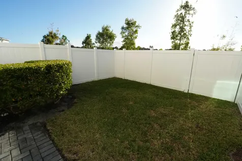 870 Se Grovebush Lane Port Saint Lucie FL 34984