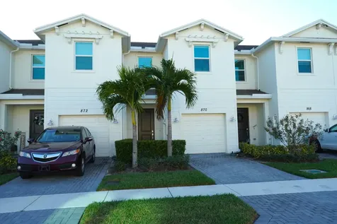 870 Se Grovebush Lane Port Saint Lucie FL 34984