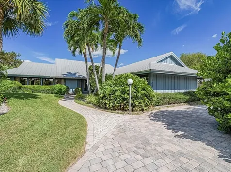 1330 Shorewinds Lane Vero Beach FL 32963