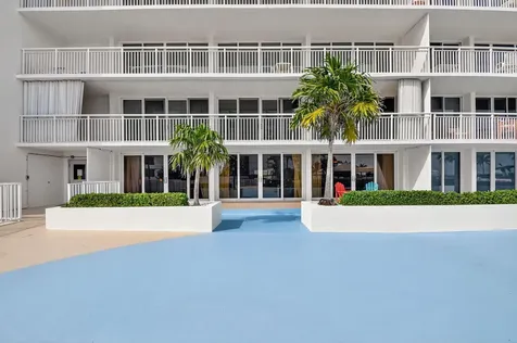 3546 S Ocean Boulevard South Palm Beach FL 33480