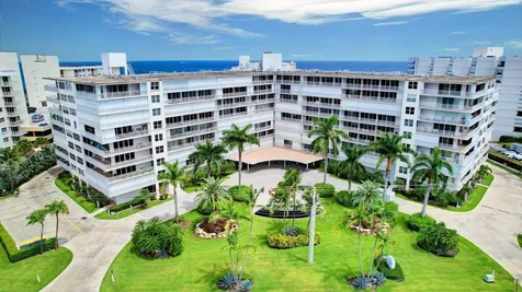 3546 S Ocean Boulevard South Palm Beach FL 33480