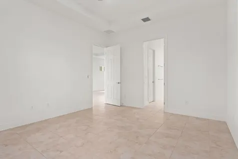 9189 Sw Pepoli Way Port Saint Lucie FL 34987