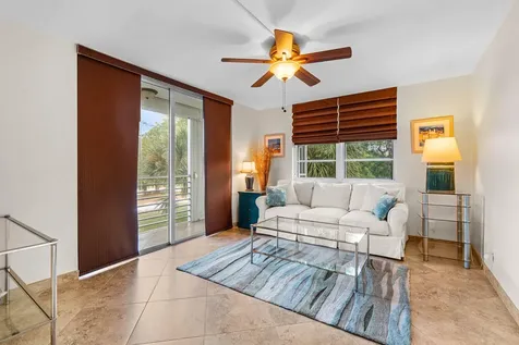 3505 Oaks Way Pompano Beach FL 33069