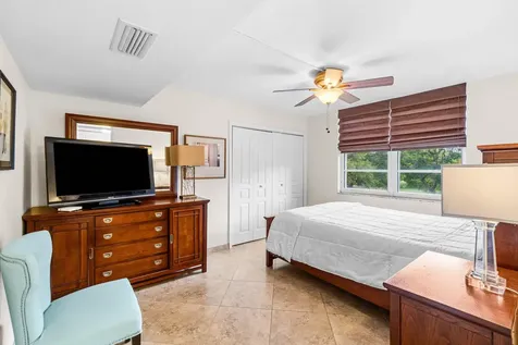 3505 Oaks Way Pompano Beach FL 33069