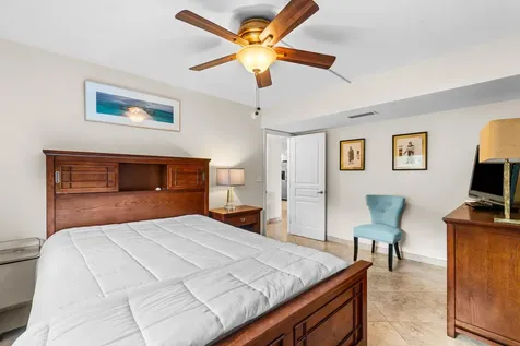 3505 Oaks Way Pompano Beach FL 33069